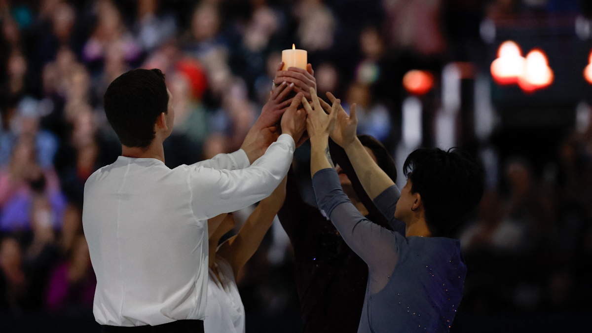 В Вашингтоне прошел вечер памяти по погибшим в авиакатастрофе фигуристам 29 января 2025 года. Фото: REUTERS