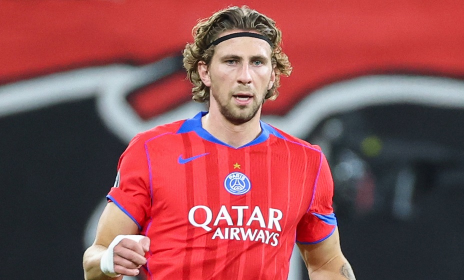 Забарный Фото: Global Look Press