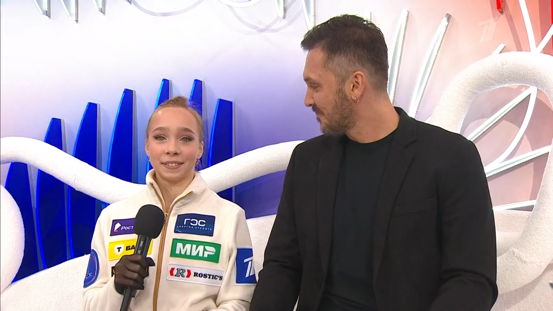 Алиса Двоеглазова - победительница этапа Гран-При в Красноярске. Фото: стоп-кадр прямого эфира 