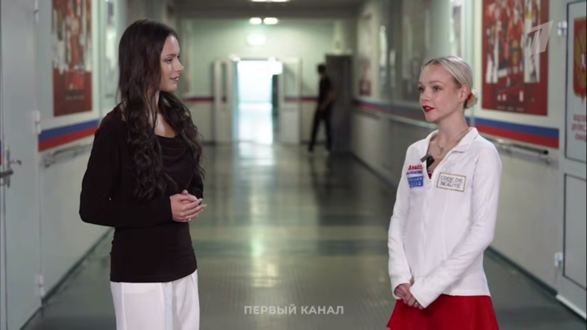 Фигуристка Костылева после первого дня прокатов в Новогорске. Фото: стоп-кадр видео