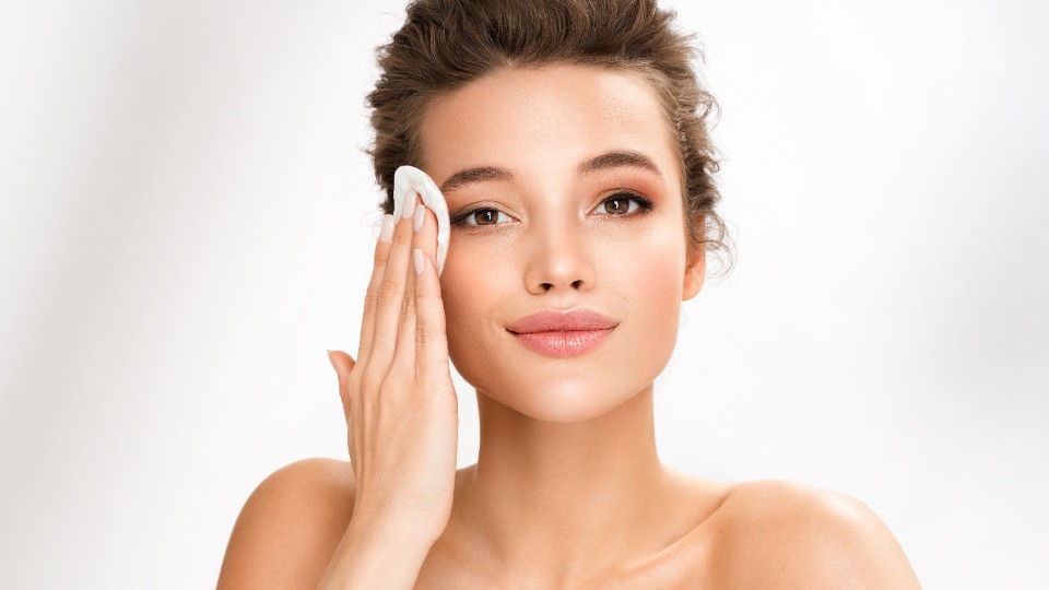 12 лучших пэдов для лица в 2025 году