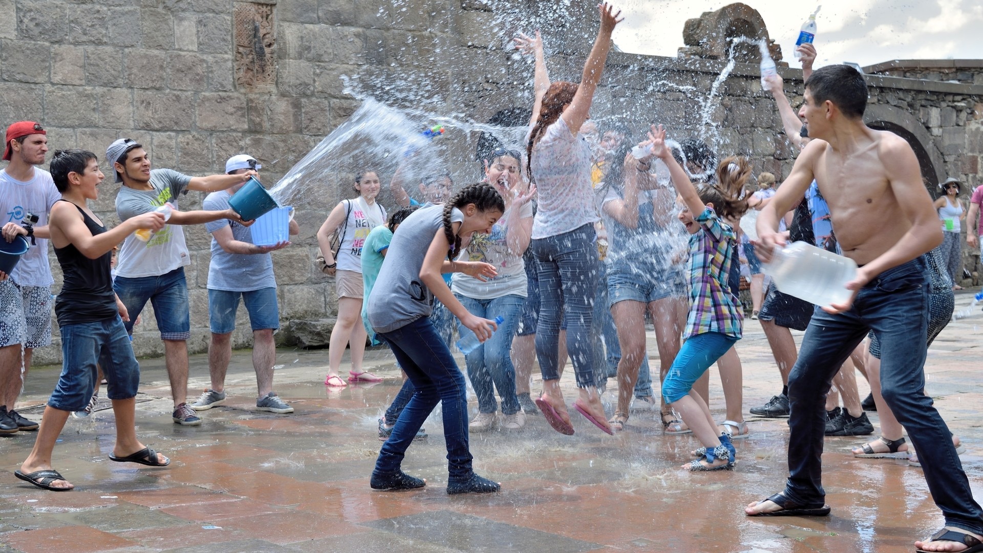 Праздник Вардавар, Гегхард.